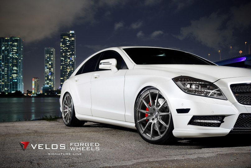 Mercedes CLS. - 3