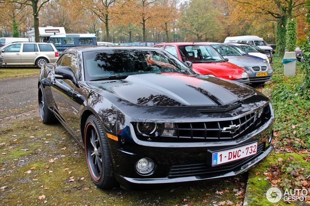 Chevrolet Camaro SS 45th Anniversary Edition - 2