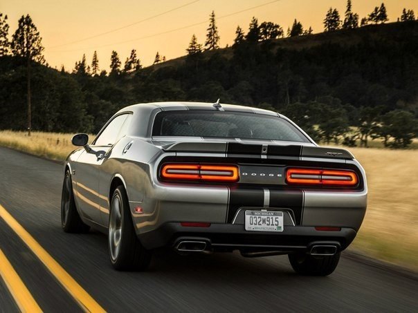 Dodge Challenger SRT 392.6.4L V8 HEMI: 492 .. : 644 :  ... - 2