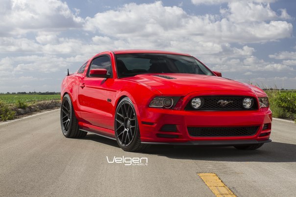 Ford Mustang GT on Velgen VMB7 Wheels. 20x9 & 20x10.5