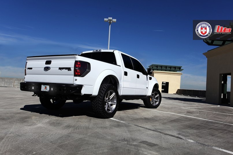 Ford F-150 SVT Raptor. - 4