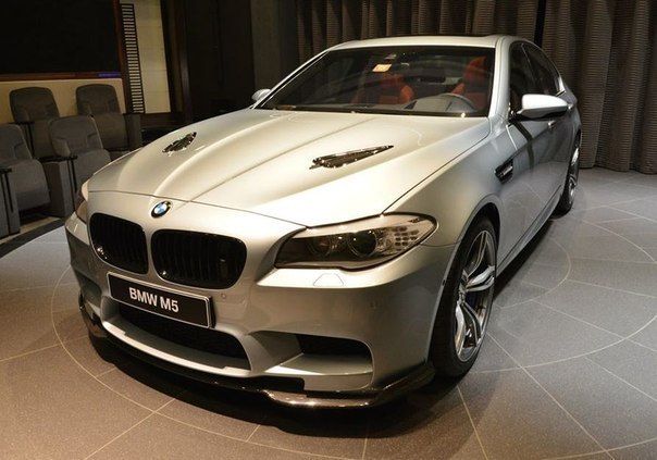 BMW M5 F10 Silverstone