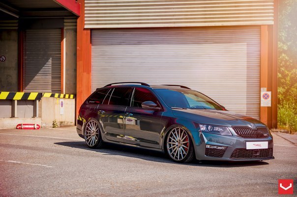 Skoda Octavia RS Combi (5E) on Vossen Wheels. - 6