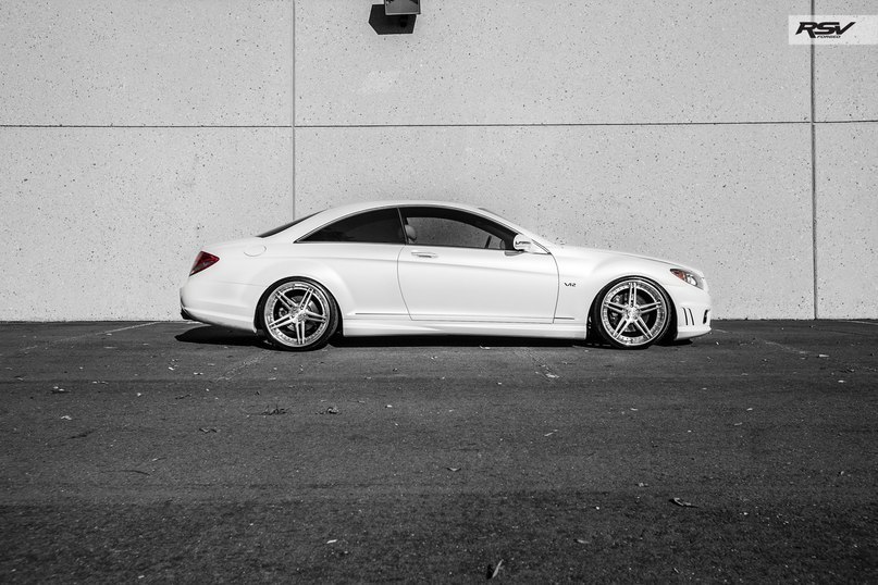 Mercedes-Benz CL 600. - 5