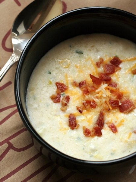 ТОР - 10 ПРОСТО ШИКАРНЫХ ПЕРВЫХ БЛЮД! 1. Вкусный суп с копченостями и кукурузой Ингредиенты: 1-1,5 ... - 4