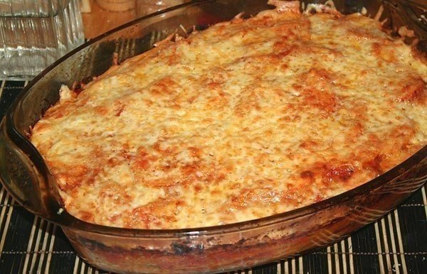 Картофельная запеканка с беконом.Не самое быстрое в приготовлении блюдо, но получается очень ...