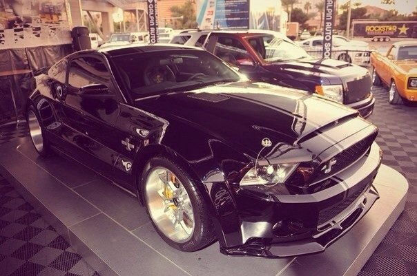 Ford Shelby GT500 Super Snake
