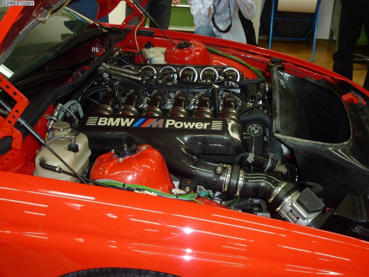 BMW m8 1990 Prototype  (31).  - 350 /  100 / - 3,4   ... - 4