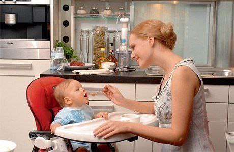 Каждой маме на заметку.Овощные пюрешки.Картофельное пюре.С 5 месяцев.Понадобится 2 картофелины, 4 ...