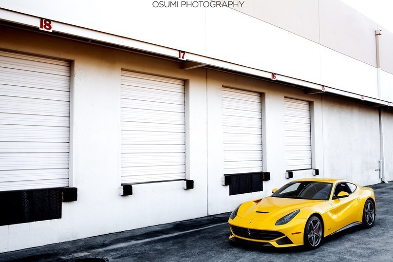 Ferrari F12 Berlinetta. - 5