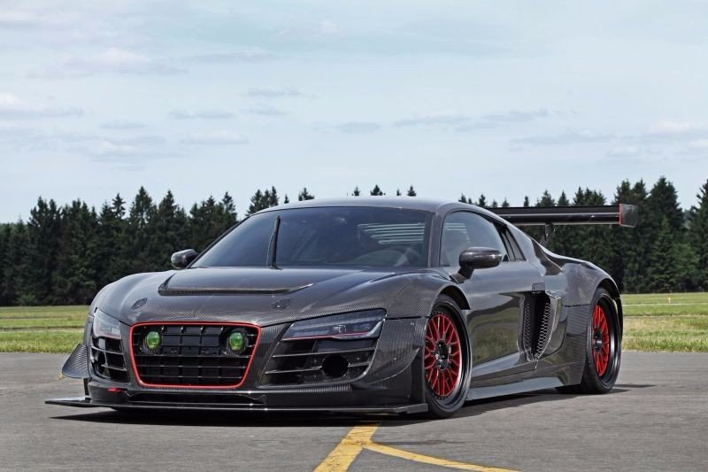 Audi R8 V10 Plus [By Potter & Rich]