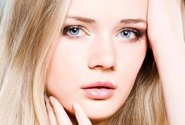 УРОКИ КРАСОТЫ . ====================================== 25 ПРАВИЛ КРАСОТЫ Волосы 1. Если твои темные ...