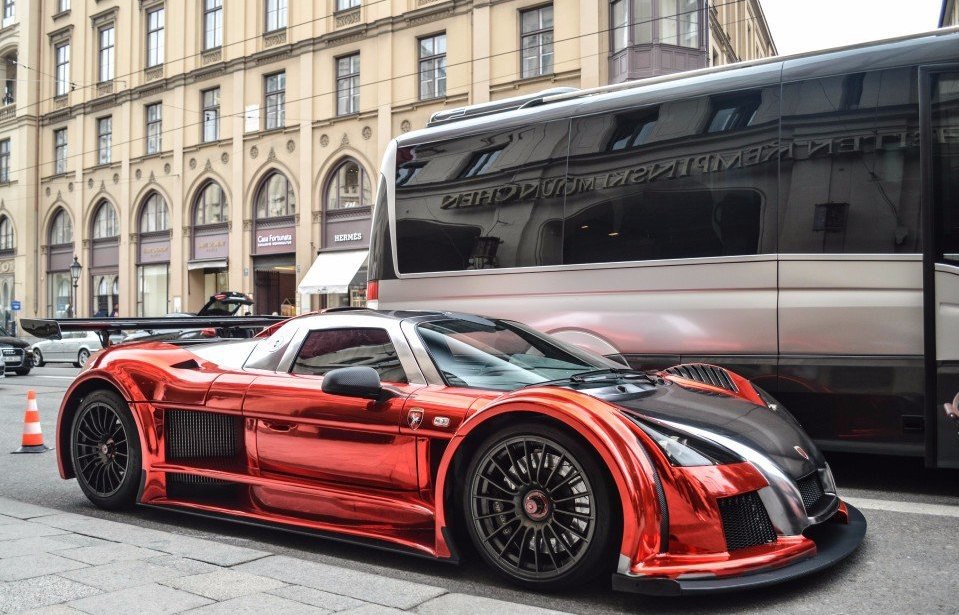 Gumpert Apollo S