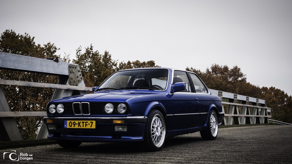 BMW 3 Series E30 - 4