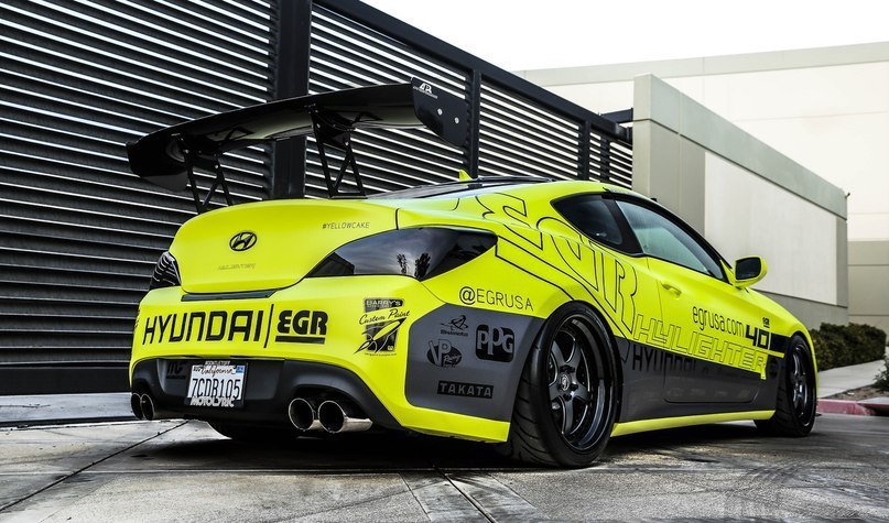 Hyundai Genesis Coupe. - 3