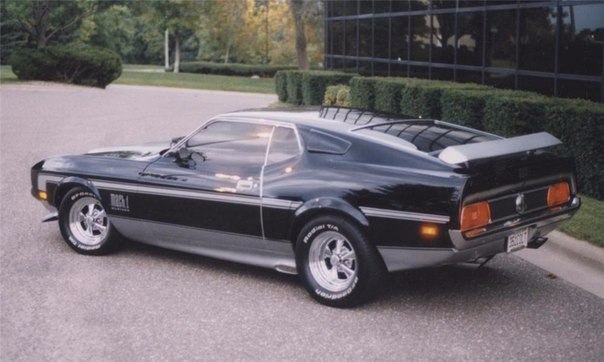 Ford Mustang Shelby - 3