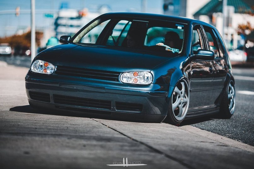Volkswagen Golf.