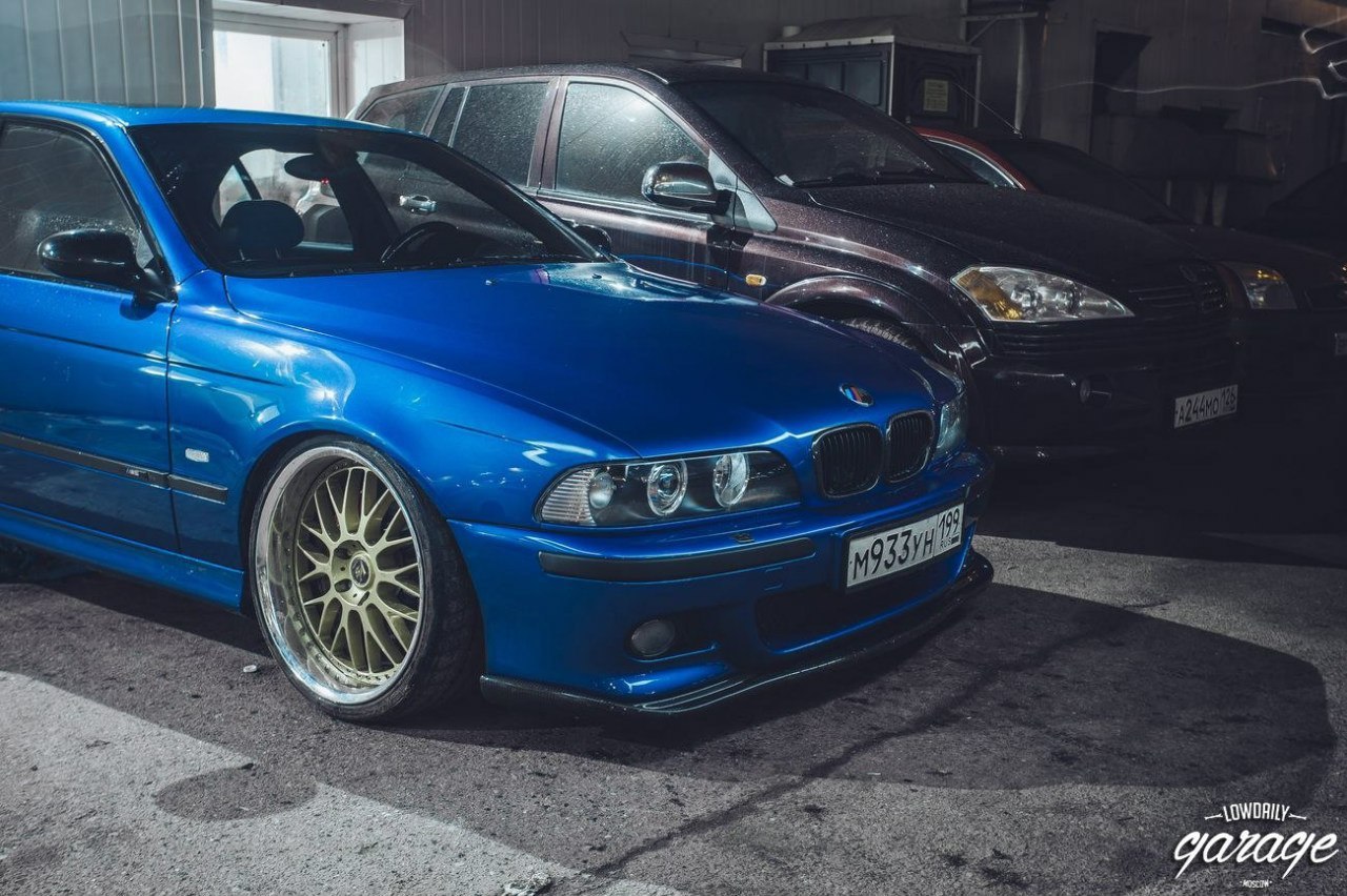 BMW 5 Series E39 - 4