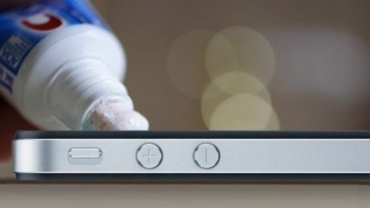 6 способов удалить царапины с экрана.Все только что купленные смартфоны или планшеты сияют какой-то ...