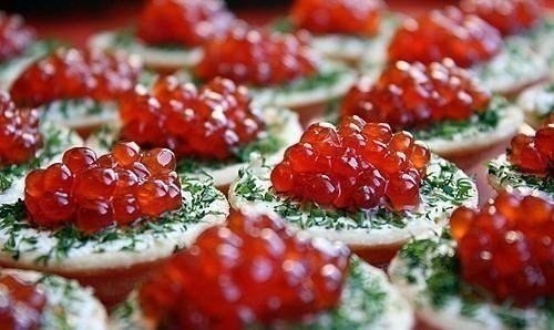 Очень вкусная подборка бутербродов.1. Закусочные бутерброды с печенью трескиИнгредиенты:· печень ... - 2