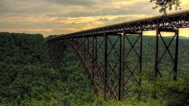  New River Gorge Bridge  .