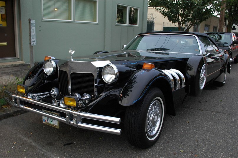 Buick Centurion 