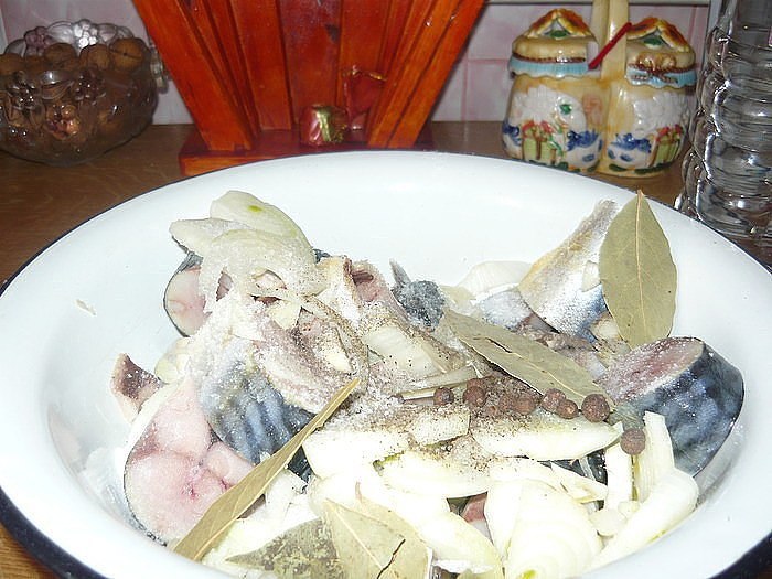 МАРИНУЕМ СКУМБРИЮ!ПАЛЬЧИКИ ОБЛИЖЕШЬ!! Рыбу и морепробукты обожаю любые и в любом виде,но свою ...