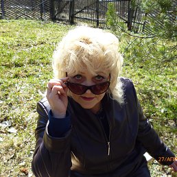 Ольга, 64, Санкт-Петербург