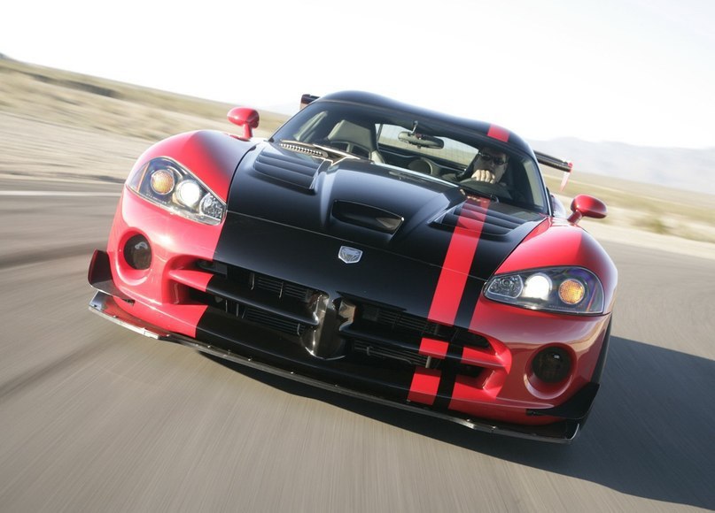 Dodge Viper ACR (American Club Racing) 2007.8,4L V10: 600 .. : 759  ... - 2