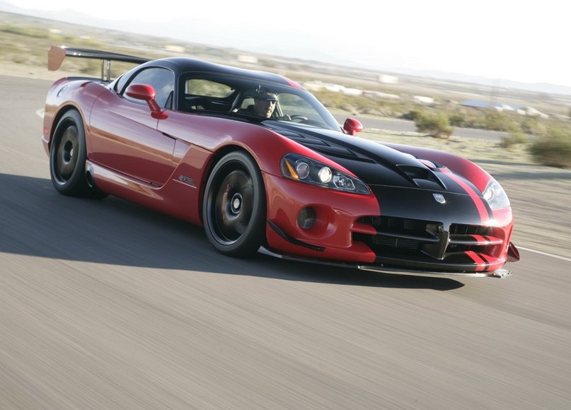 Dodge Viper ACR (American Club Racing) 2007.8,4L V10: 600 .. : 759  ... - 4