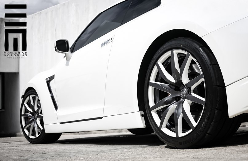Nissan GT-R. - 4