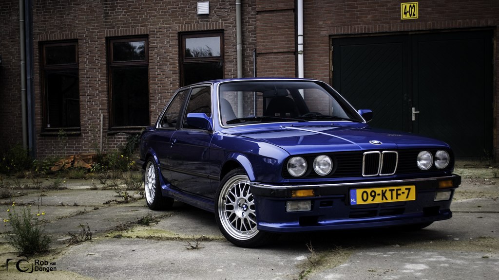 BMW 3 Series E30 - 5