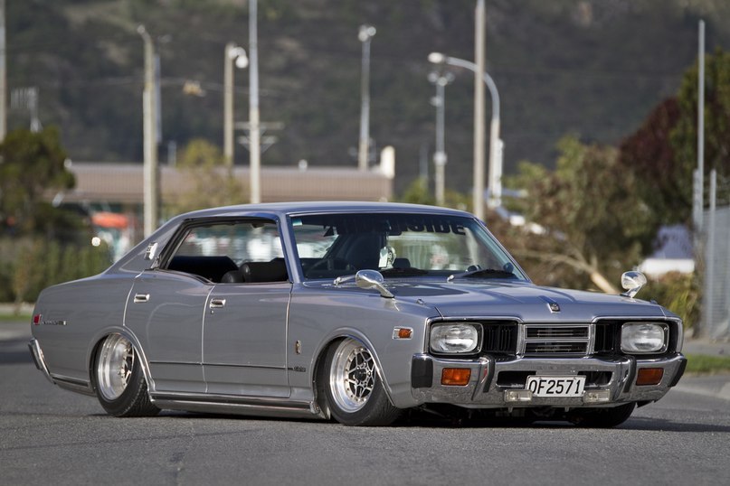 Nissan Cedric JDM