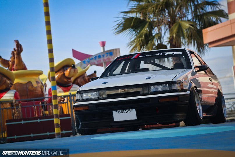 Toyota Sprinter Trueno AE86.