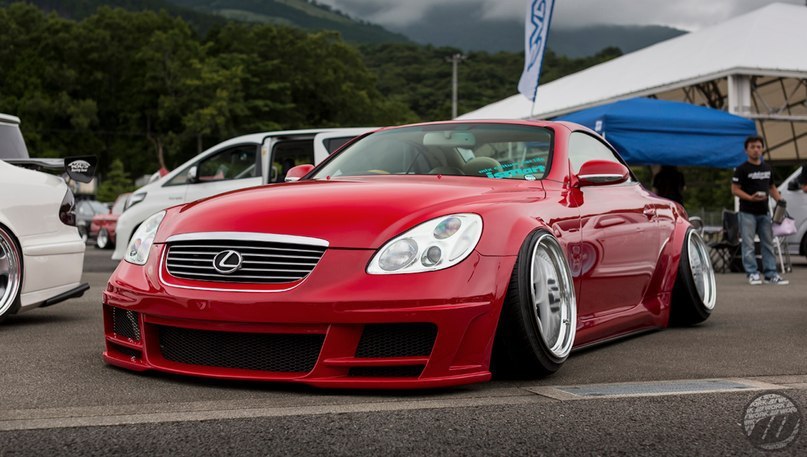 Lexus SC.