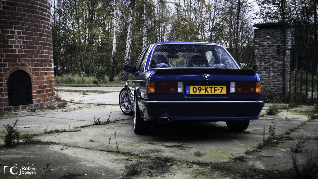 BMW 3 Series E30 - 9