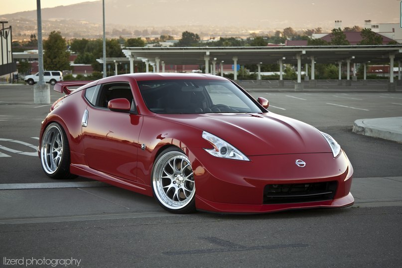 Nissan 370Z. - 3