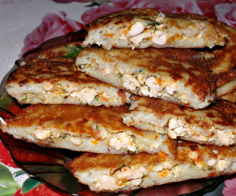 Колдуны картофельные с мясом.Ингредиенты: Растительное масло для жаркиКартофель — 10 ШтукЯйцо — 2 ...