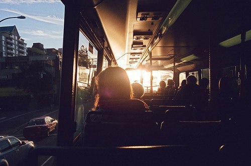 Общественный транспорт.bus stop – автобусная остановкаbus route – маршрут автобусаfare – плата за ...