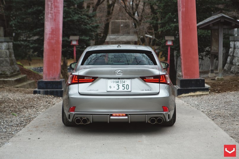 Lexus IS 350 F-Sport  GS 350 F-Sport. - 8