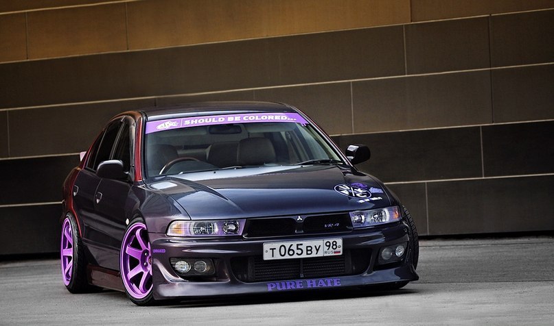 Mitsubishi Galant VR-4.