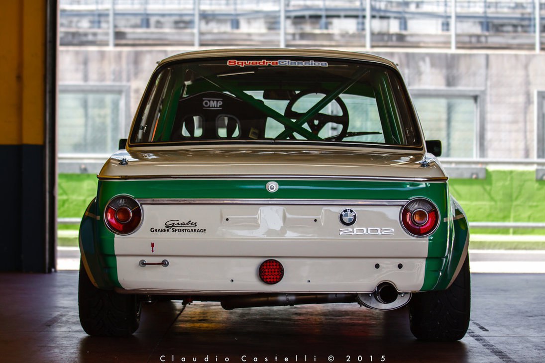  | BMW - 1  2015  04:12 - 2