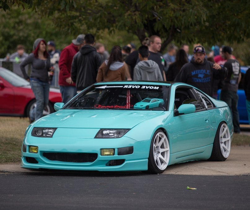 Nissan 300ZX.