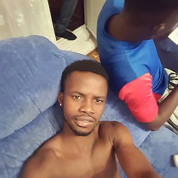 H&eacute;lder, ������, 35 ���