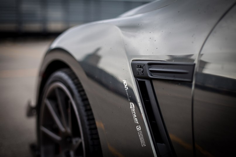 Nissan GT-R. - 2