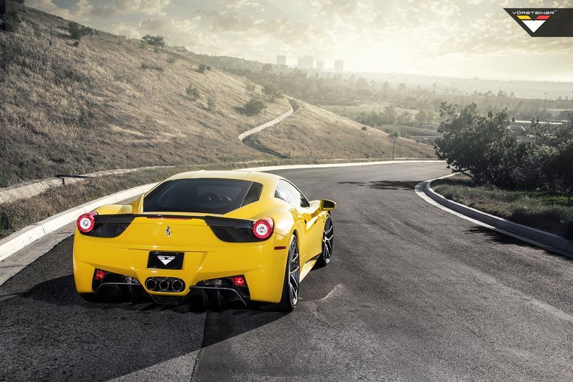 Ferrari 458 Italia - 2