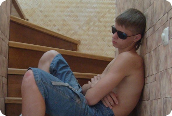 Лучше быть по-уши в делах и встречах, чем чувствовать себя ущербным, сидя дома и ничего не делая.