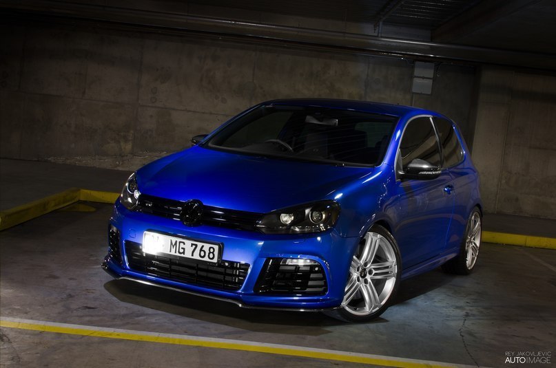 Volkswagen Golf R. - 2