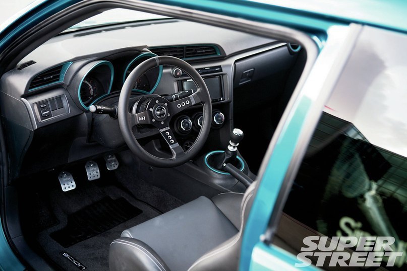 Scion tC. - 4