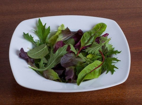Теплый салат с курицей.Ингредиенты:(на 4 порции)400 г филе куриной грудки1 луковица4 отварных ... - 8